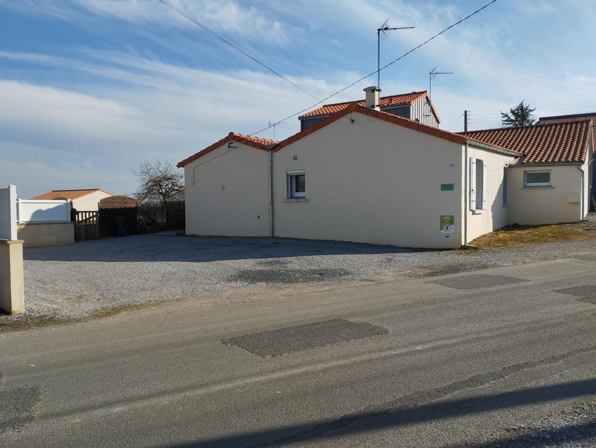 Gite La Hutiere Pres D'Ancenis Liré Buitenkant foto